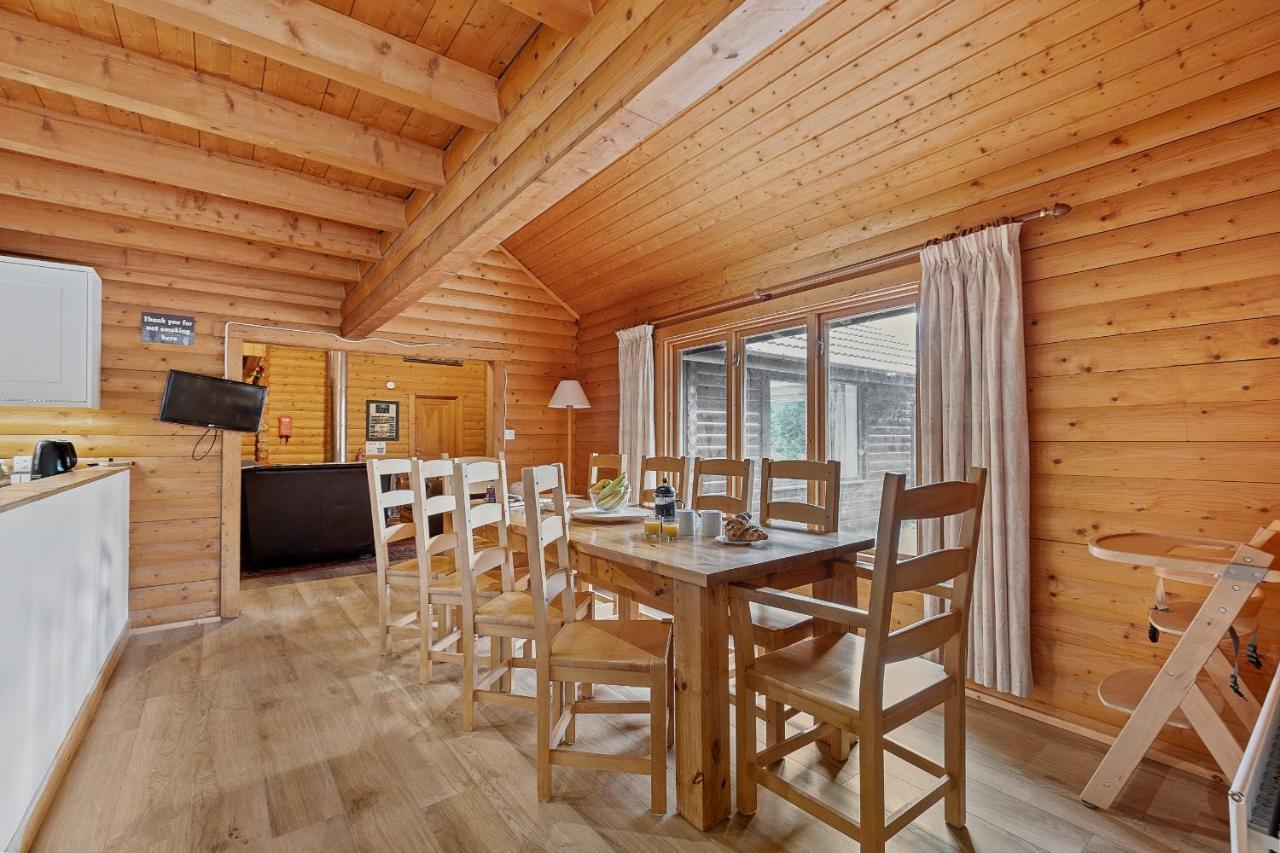 Вилла Finest Retreats - The Logs Форт-Уильям Экстерьер фото