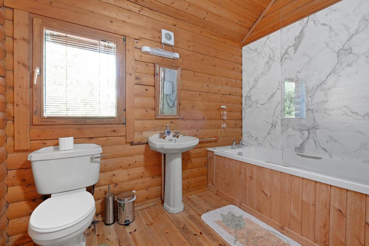 Вилла Finest Retreats - The Logs Форт-Уильям Экстерьер фото
